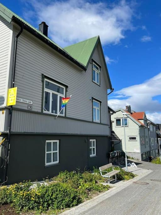 Cozy Ground Floor Apartment Tromsø Buitenkant foto