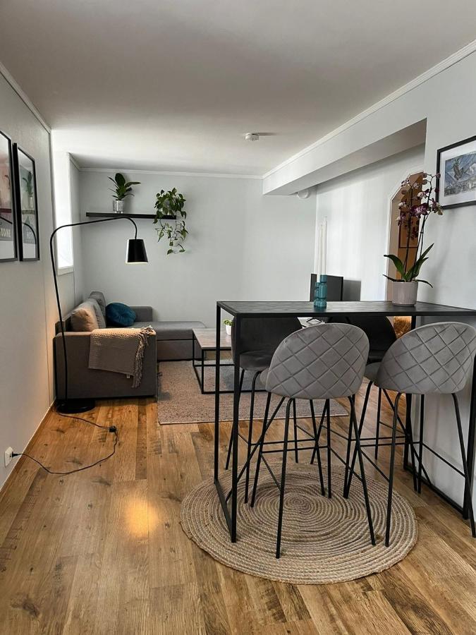 Cozy Ground Floor Apartment Tromsø Buitenkant foto